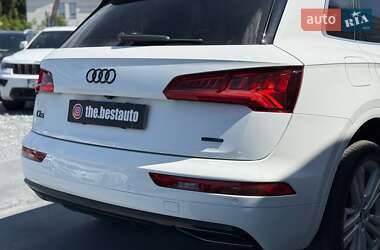 Внедорожник / Кроссовер Audi Q5 2019 в 