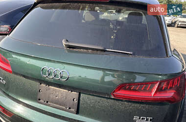 Внедорожник / Кроссовер Audi Q5 2018 в 