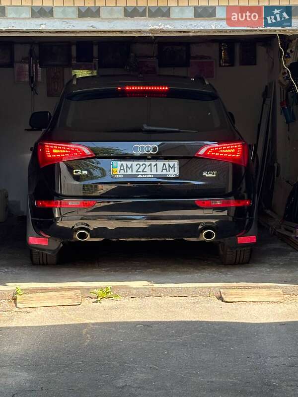 Позашляховик / Кросовер Audi Q5 2011 в Житомирі