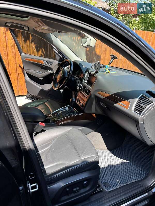 Позашляховик / Кросовер Audi Q5 2011 в Житомирі