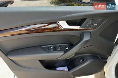 Внедорожник / Кроссовер Audi Q5 2017 в 