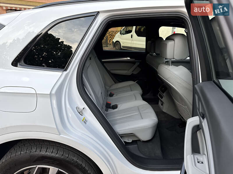 Внедорожник / Кроссовер Audi Q5 2024 в Мукачево фото 54 Внедорожник / Кроссовер Audi Q5 2024 в Мукачево