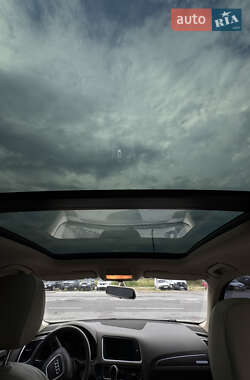 Внедорожник / Кроссовер Audi Q5 2011 в 