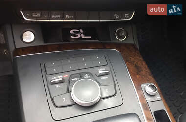 Внедорожник / Кроссовер Audi Q5 2017 в 