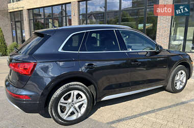 Внедорожник / Кроссовер Audi Q5 2019 в 