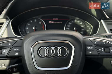 Внедорожник / Кроссовер Audi Q5 2019 в 
