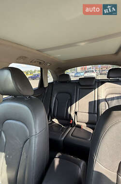 Позашляховик / Кросовер Audi Q5 2013 в 