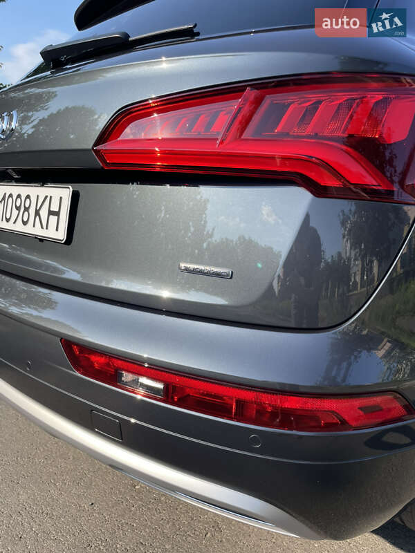 Внедорожник / Кроссовер Audi Q5 2018 в Черкассах