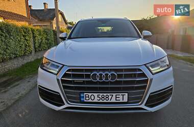 Внедорожник / Кроссовер Audi Q5 2018 в 
