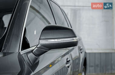 Внедорожник / Кроссовер Audi Q5 2018 в 