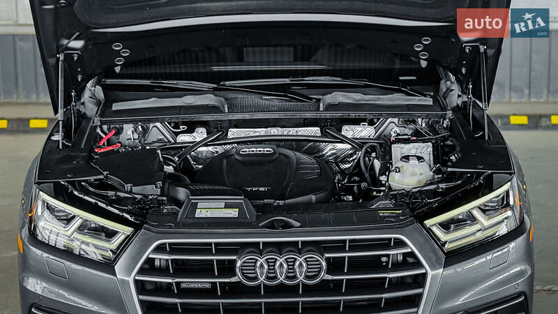 Позашляховик / Кросовер Audi Q5 2018 в Рівному