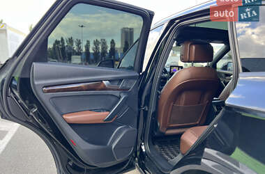 Позашляховик / Кросовер Audi Q5 2017 в 
