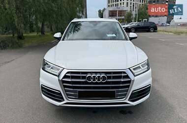 Внедорожник / Кроссовер Audi Q5 2020 в 