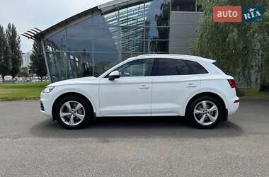 Внедорожник / Кроссовер Audi Q5 2020 в 