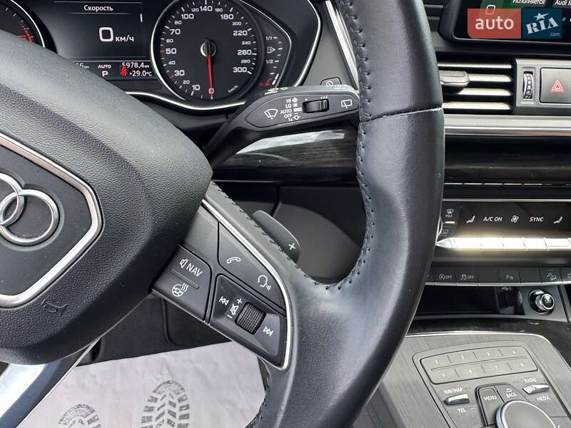 Позашляховик / Кросовер Audi Q5 2020 в Києві