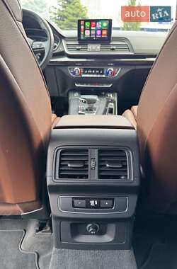 Внедорожник / Кроссовер Audi Q5 2020 в 