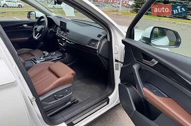 Внедорожник / Кроссовер Audi Q5 2020 в 