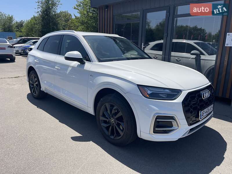 Позашляховик / Кросовер Audi Q5 2023 в Дніпрі