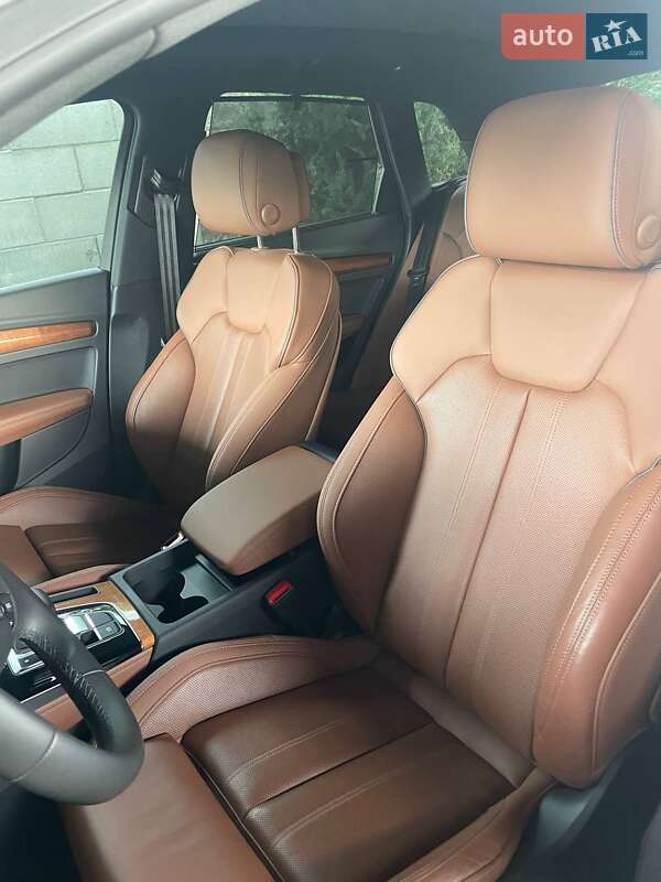 Позашляховик / Кросовер Audi Q5 2023 в Києві