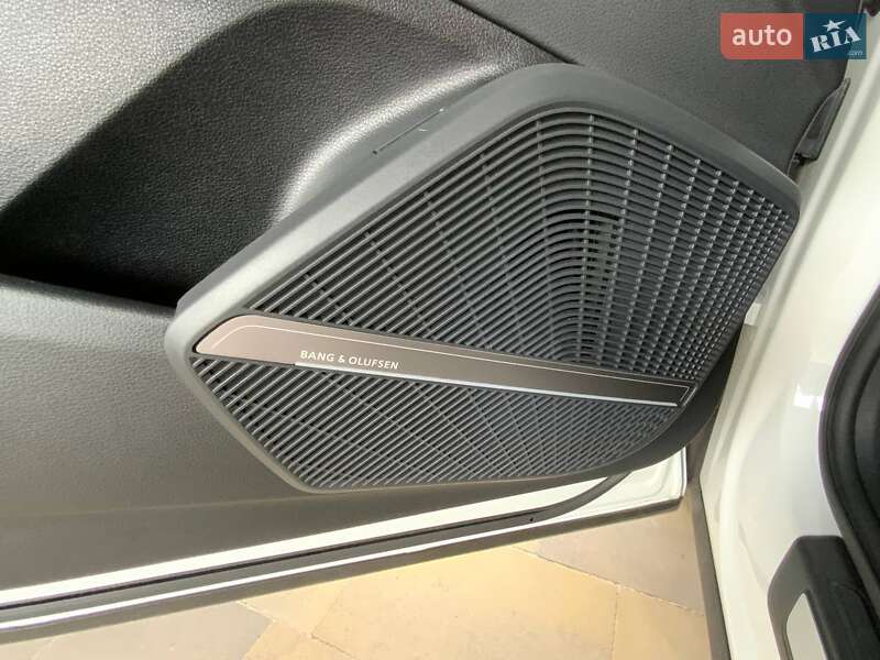 Позашляховик / Кросовер Audi Q5 2023 в Києві