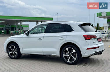 Внедорожник / Кроссовер Audi Q5 2023 в 