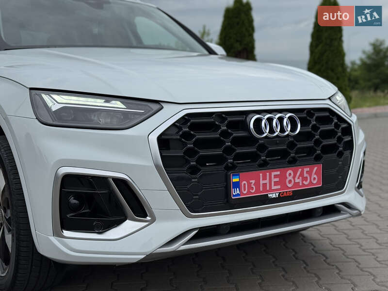 Внедорожник / Кроссовер Audi Q5 2023 в Ровно