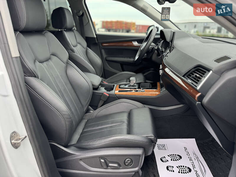 Внедорожник / Кроссовер Audi Q5 2023 в Ровно