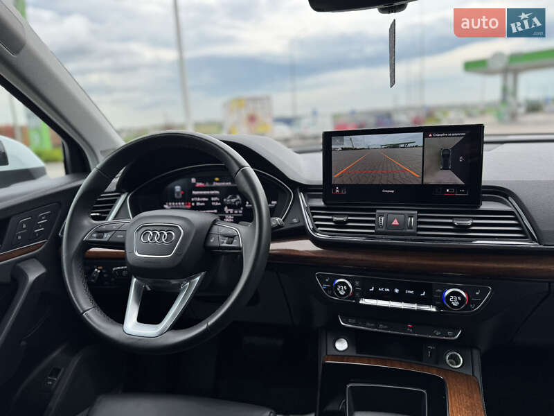 Внедорожник / Кроссовер Audi Q5 2023 в Ровно