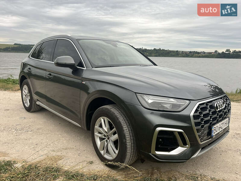 Внедорожник / Кроссовер Audi Q5 2022 в Киеве