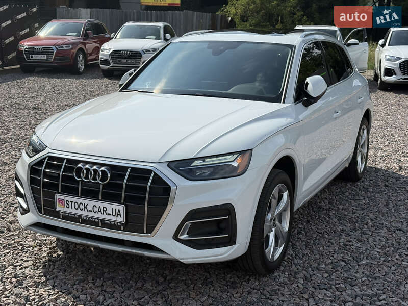 Внедорожник / Кроссовер Audi Q5 2021 в 
