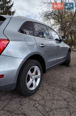 Внедорожник / Кроссовер Audi Q5 2011 в 
