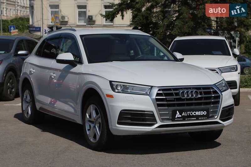 Позашляховик / Кросовер Audi Q5 2019 в Харкові