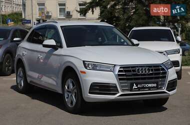 Внедорожник / Кроссовер Audi Q5 2019 в 