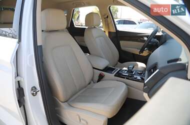 Внедорожник / Кроссовер Audi Q5 2019 в 