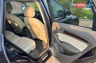 Позашляховик / Кросовер Audi Q5 2015 в 