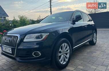 Позашляховик / Кросовер Audi Q5 2015 в 