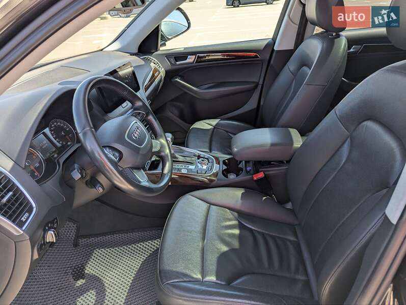 Внедорожник / Кроссовер Audi Q5 2014 в Львове