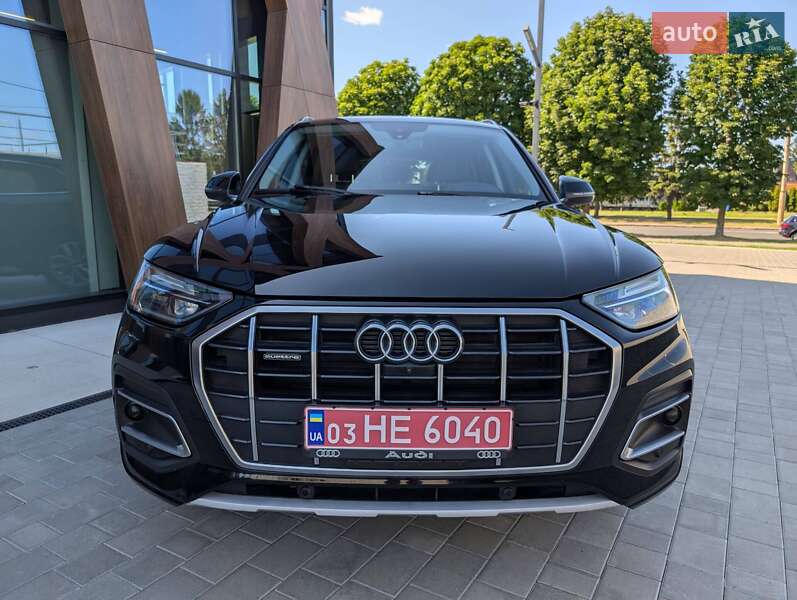 Позашляховик / Кросовер Audi Q5 2020 в Луцьку