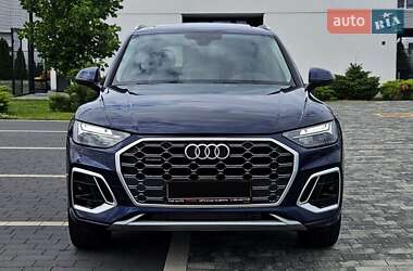 Внедорожник / Кроссовер Audi Q5 2022 в 