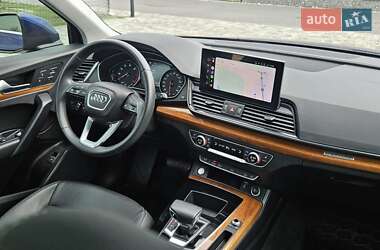 Внедорожник / Кроссовер Audi Q5 2022 в 
