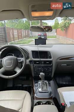 Внедорожник / Кроссовер Audi Q5 2012 в 