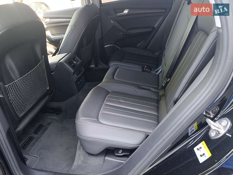 Внедорожник / Кроссовер Audi Q5 2022 в Стрые