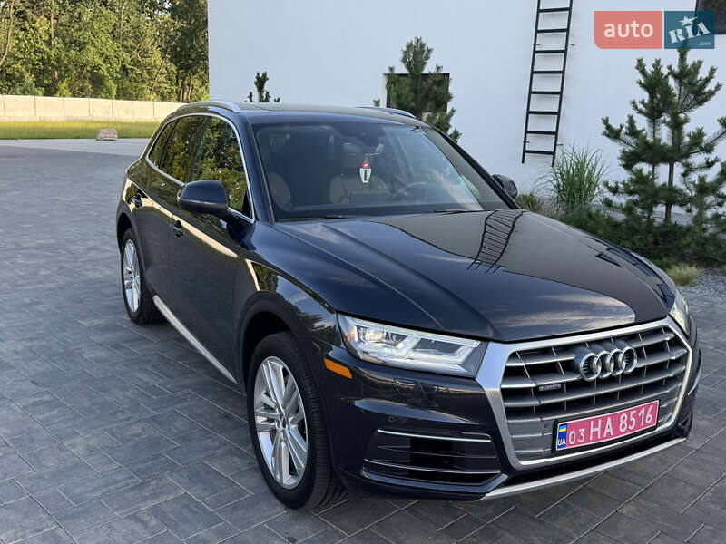 Позашляховик / Кросовер Audi Q5 2018 в Луцьку