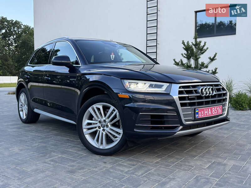 Позашляховик / Кросовер Audi Q5 2018 в Луцьку