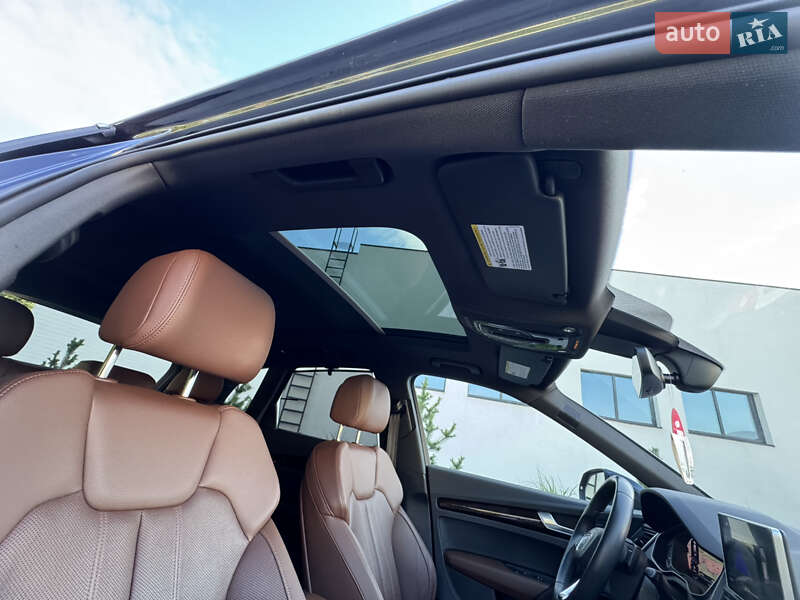 Позашляховик / Кросовер Audi Q5 2018 в Луцьку