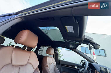 Позашляховик / Кросовер Audi Q5 2018 в 