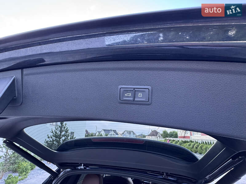 Позашляховик / Кросовер Audi Q5 2018 в Луцьку