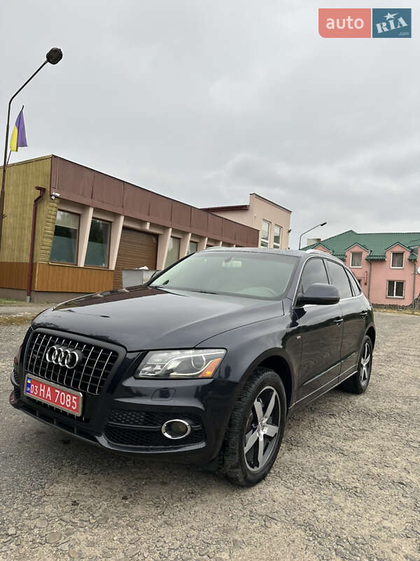 Позашляховик / Кросовер Audi Q5 2011 в 