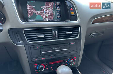 Позашляховик / Кросовер Audi Q5 2011 в 