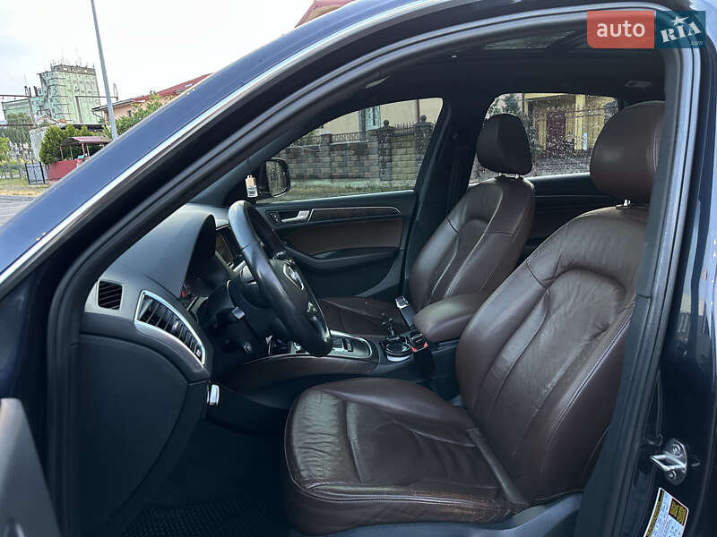Позашляховик / Кросовер Audi Q5 2015 в Стрию